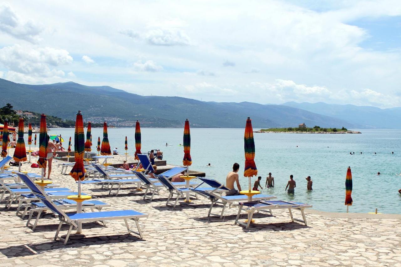 Apartments With A Parking Space Novi Vinodolski - 5587 Εξωτερικό φωτογραφία