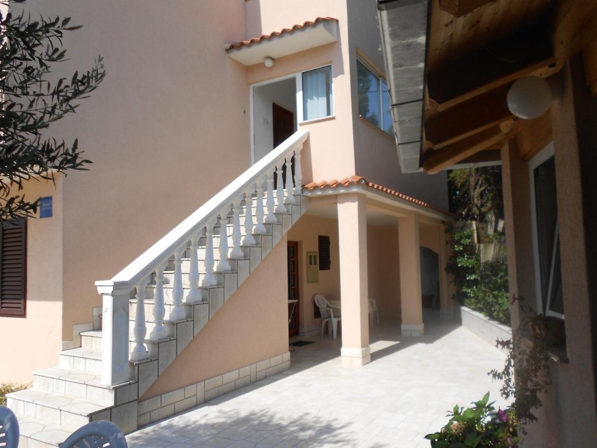 Apartments With A Parking Space Novi Vinodolski - 5587 Εξωτερικό φωτογραφία